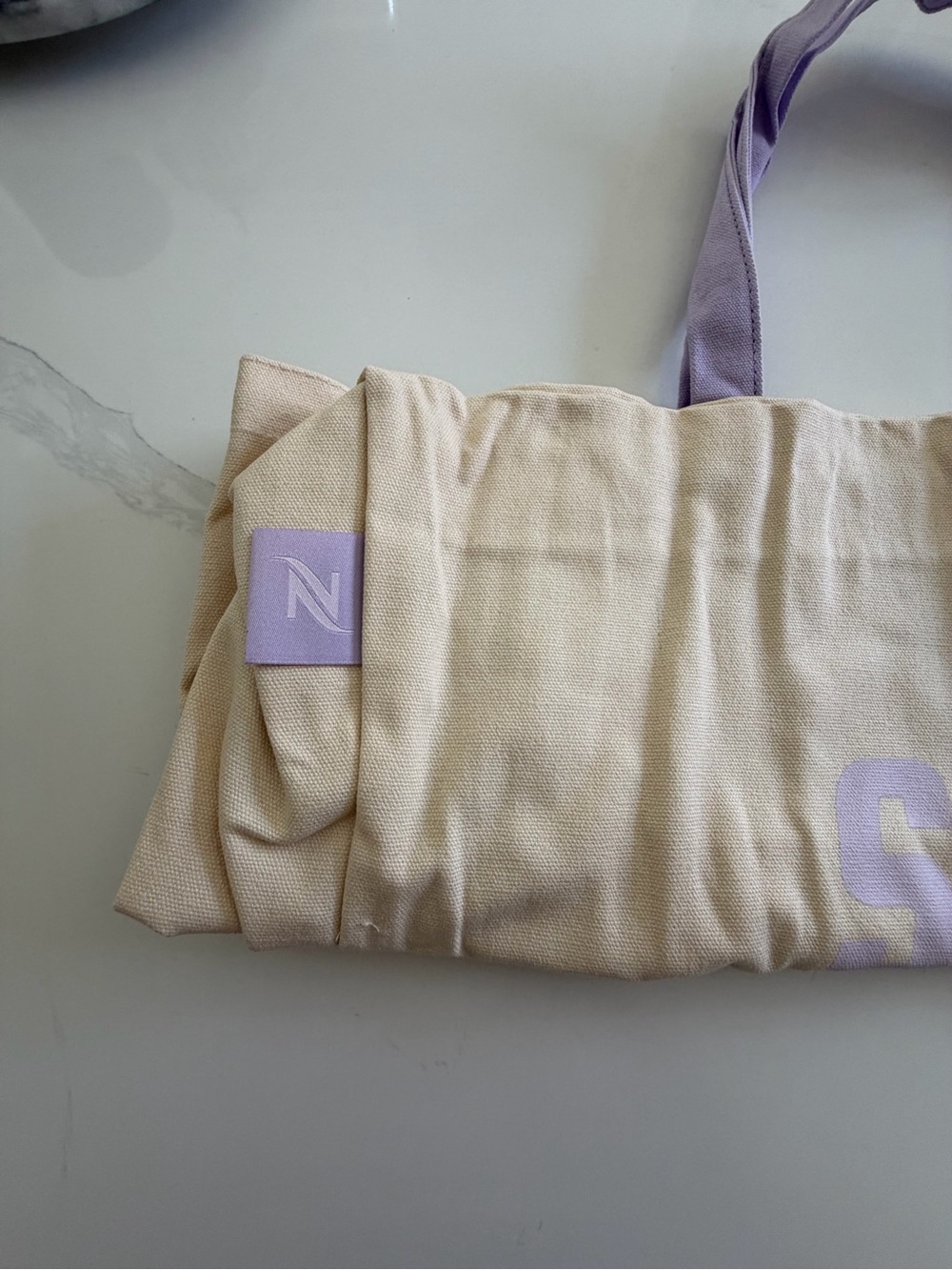 Nespresso Barista Silicone Ice Tray in Bright Yellow and tote bag lavender - Picture 14 of 14